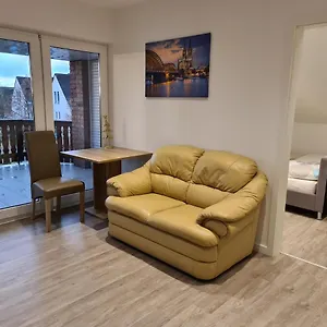 Mit Jacuzzi Naehe Flughafen Koeln Bonn Troisdorf