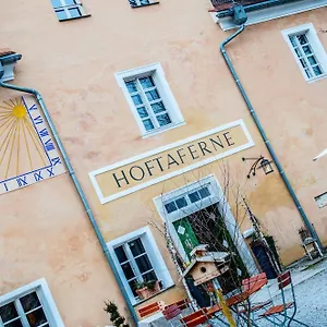 Schloss Neuburg - Hoftaferne Hotel Neuburg am Inn